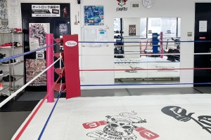 広島中区キックボクシングジム　HADES WORK OUT GYM(ハーデスワークアウトジム)　リング写真②